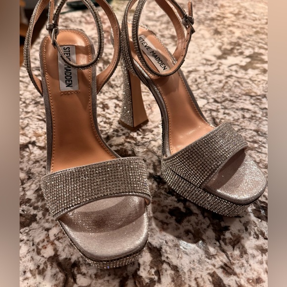 Steve Madden Heels - Picture 8 of 11